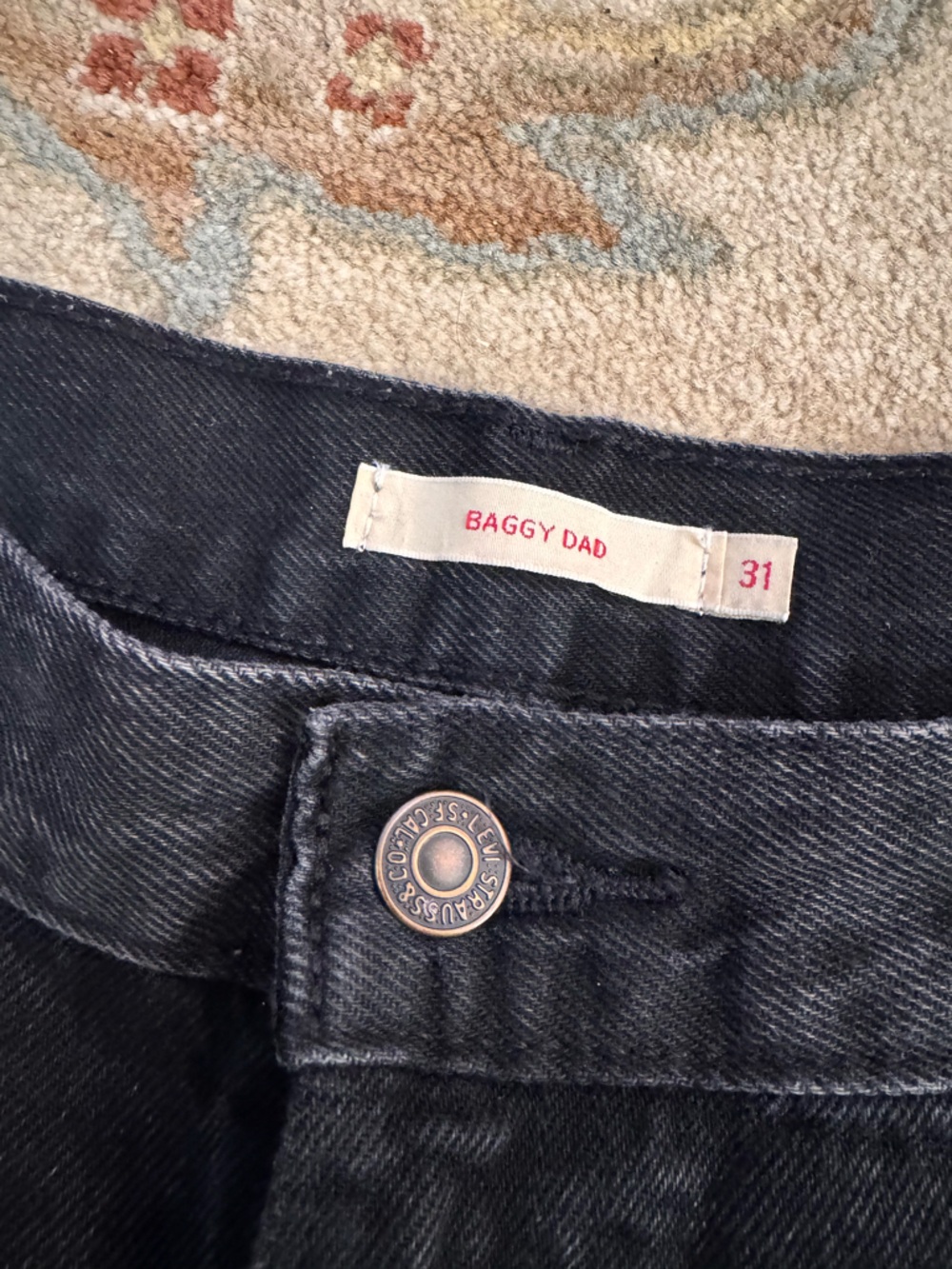 Levi's Baggy Dad Jeans in Shrink Up Black Wash Size 31 - Picture 6 of 7